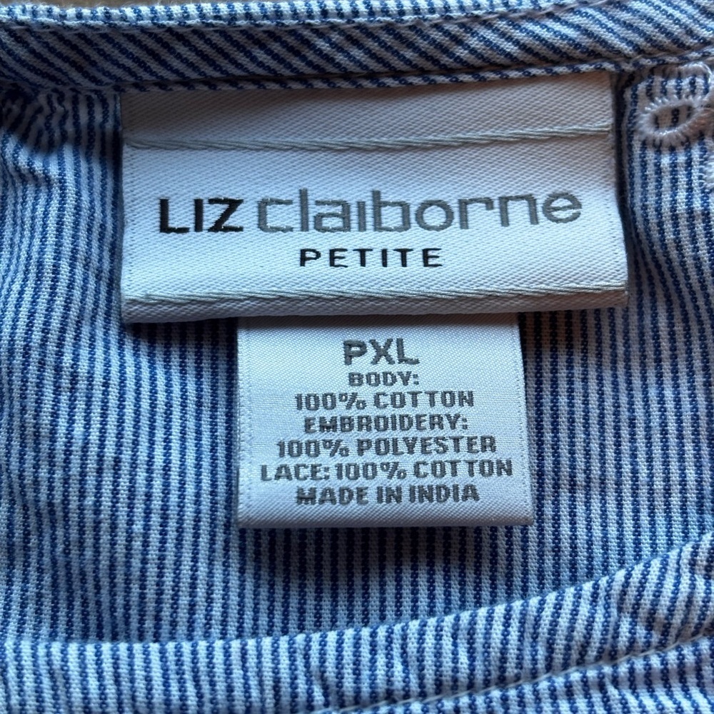 Liz Claiborne Blue Ruffled Boxy Blouse - Picture 5 of 7
